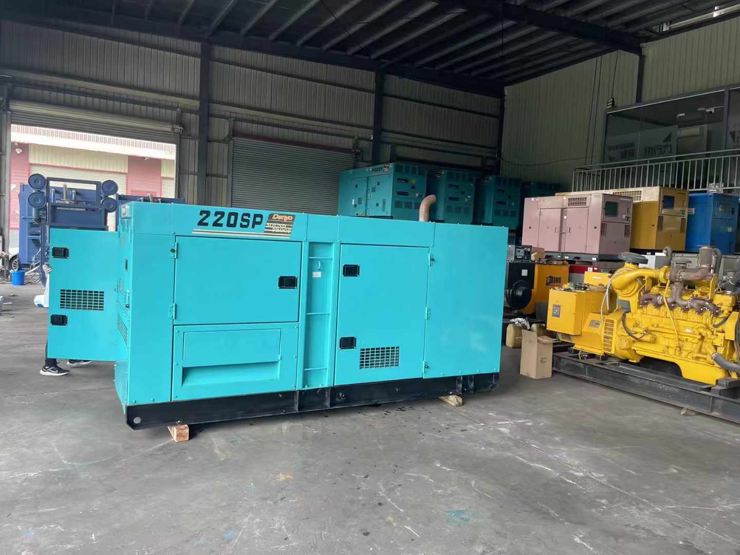 菏泽800kW 柴油发电机的输出电流波动范围是多少？